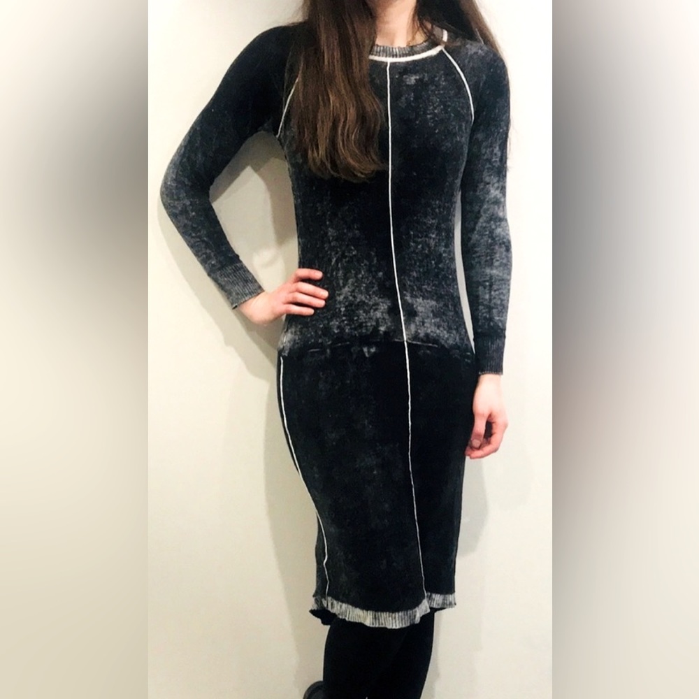 MUR Premium Collection Gray Black Midi Sweaterdress Size XS